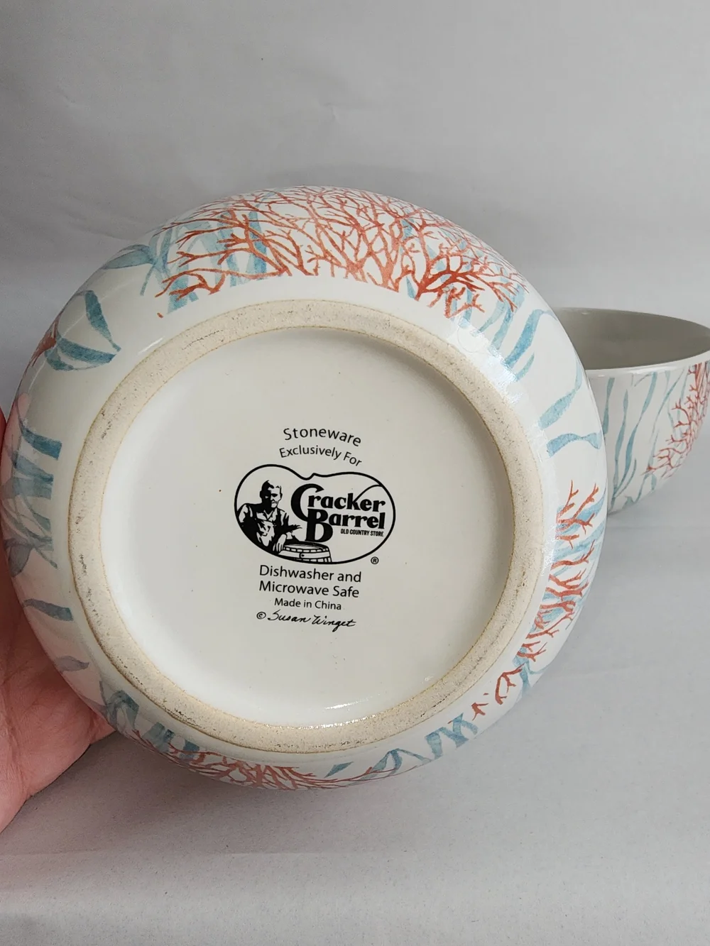 Cracker Barrel Susan Winget Coral Stoneware Bowls – Set of 3
